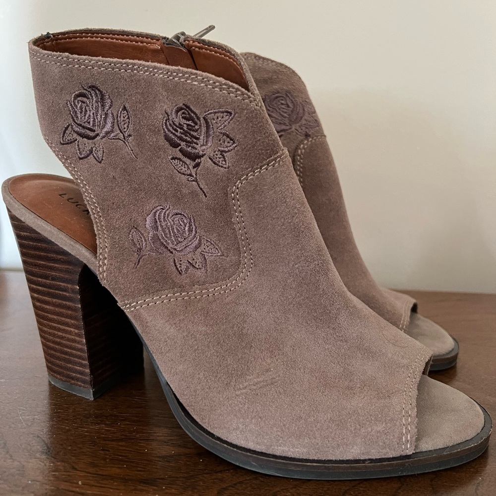 Lucky Brand Heel Leather Sandals NWT